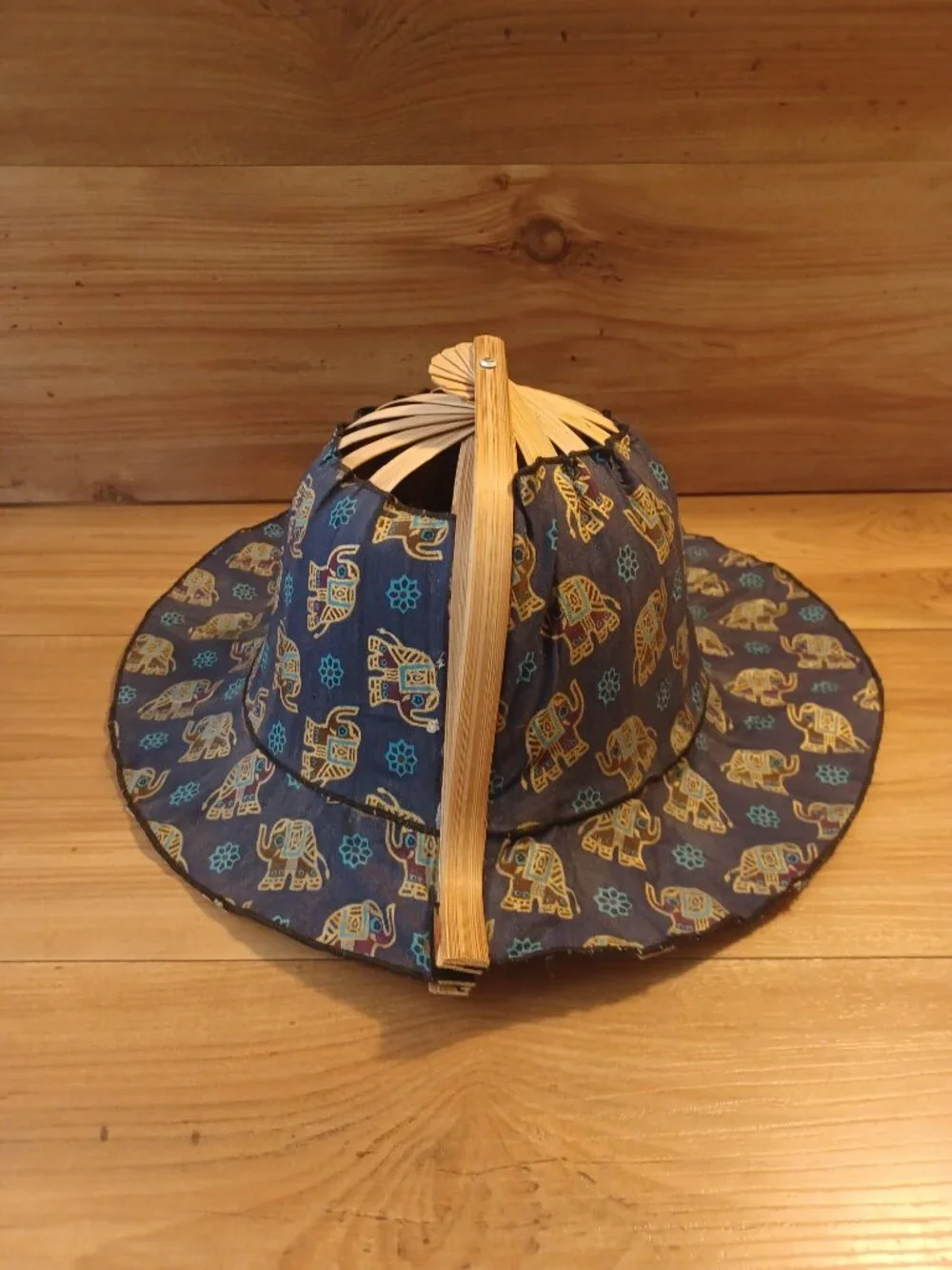 Vintage Bamboo & Fabric Folding Fan Hat With Elephant Print - Picture 3 of 8